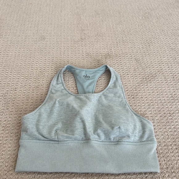 Alo Sports Bra Seafoam Green Color - Picture 2 of 7